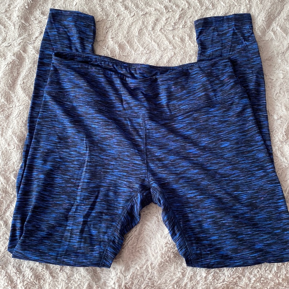 Size large Reebok legging